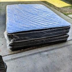 QUEEN SIZE MATTRESS AND BOX SPRING PILLOW TOP NEW 
