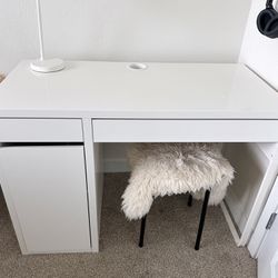 IKEA Micke Desk 