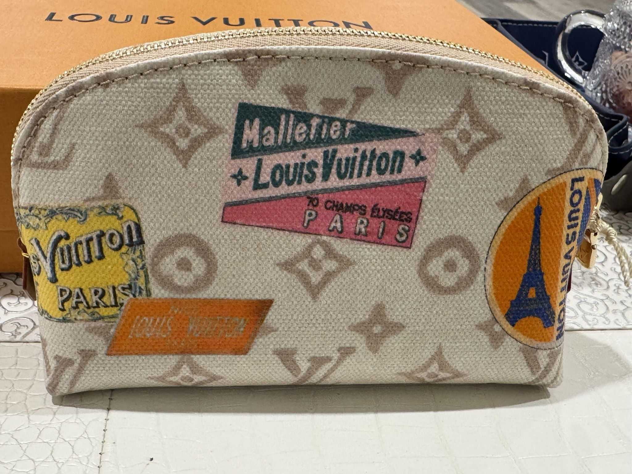 NWT Louis Vuitton Cosmetic Case!