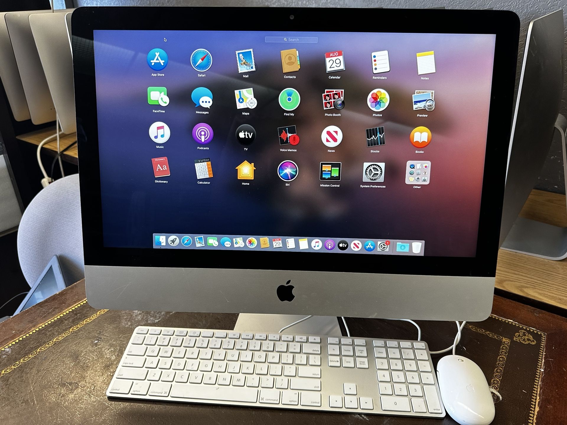 iMac 21.5 inch Mac OS Catalina
