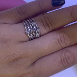 10K White Gold Diamond Ring