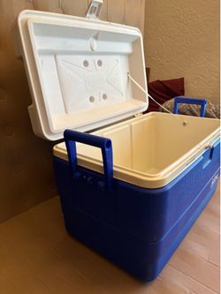 Igloo 54 quart cooler free with $50 purchase of any of my other items