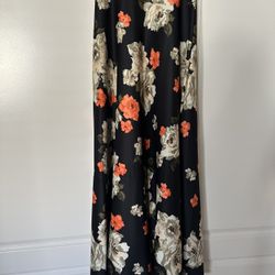 Black Skirt 