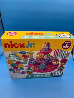 Cra-Z-Art Nick Jr. Fancy Cupcakes playset