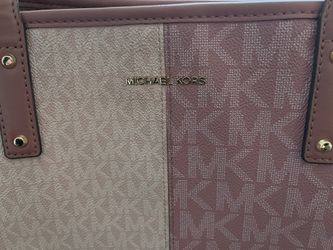 Micheal Kors Authentic Large Purse