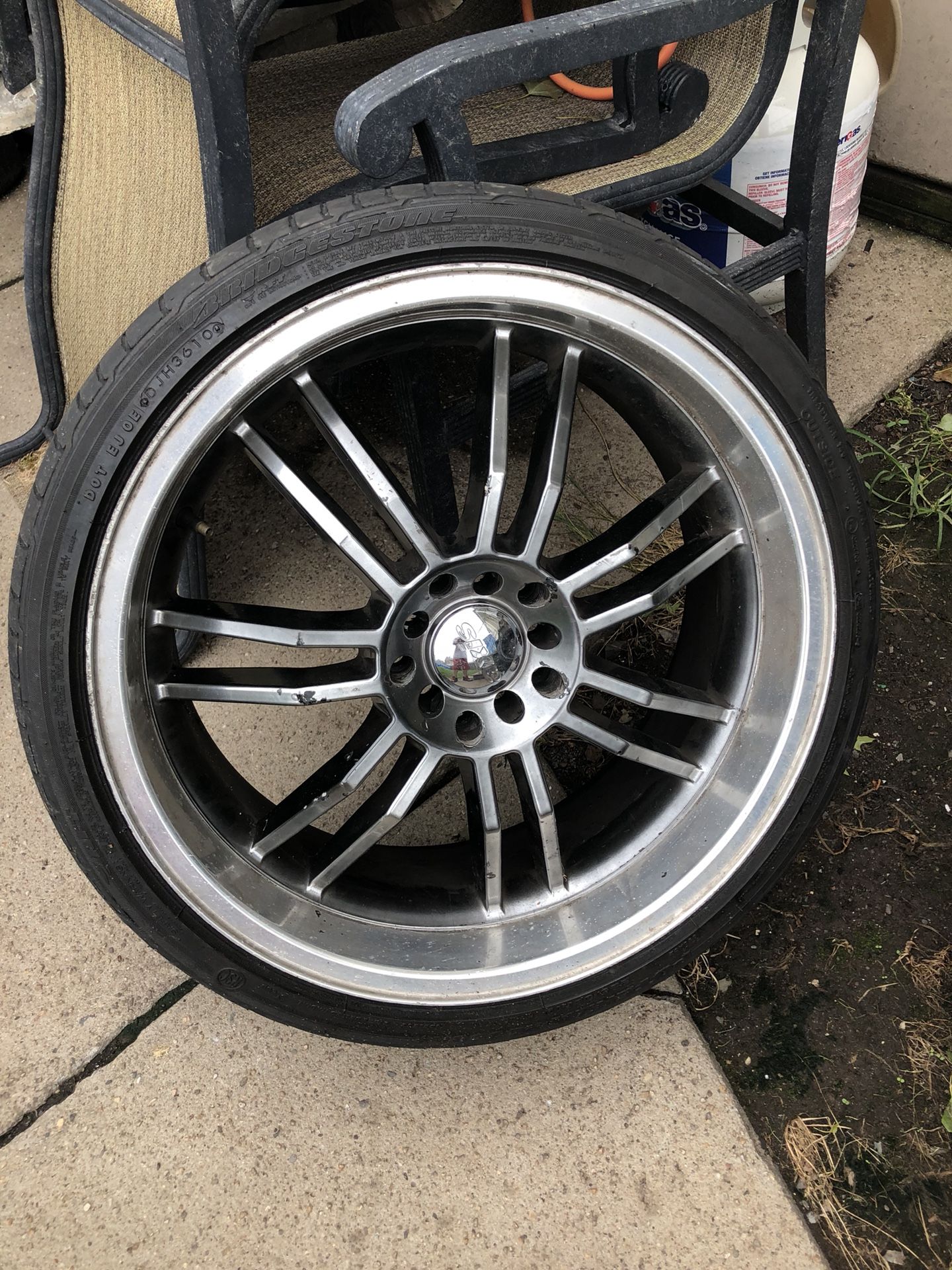 19” Axis Spider Wheels wit Tires
