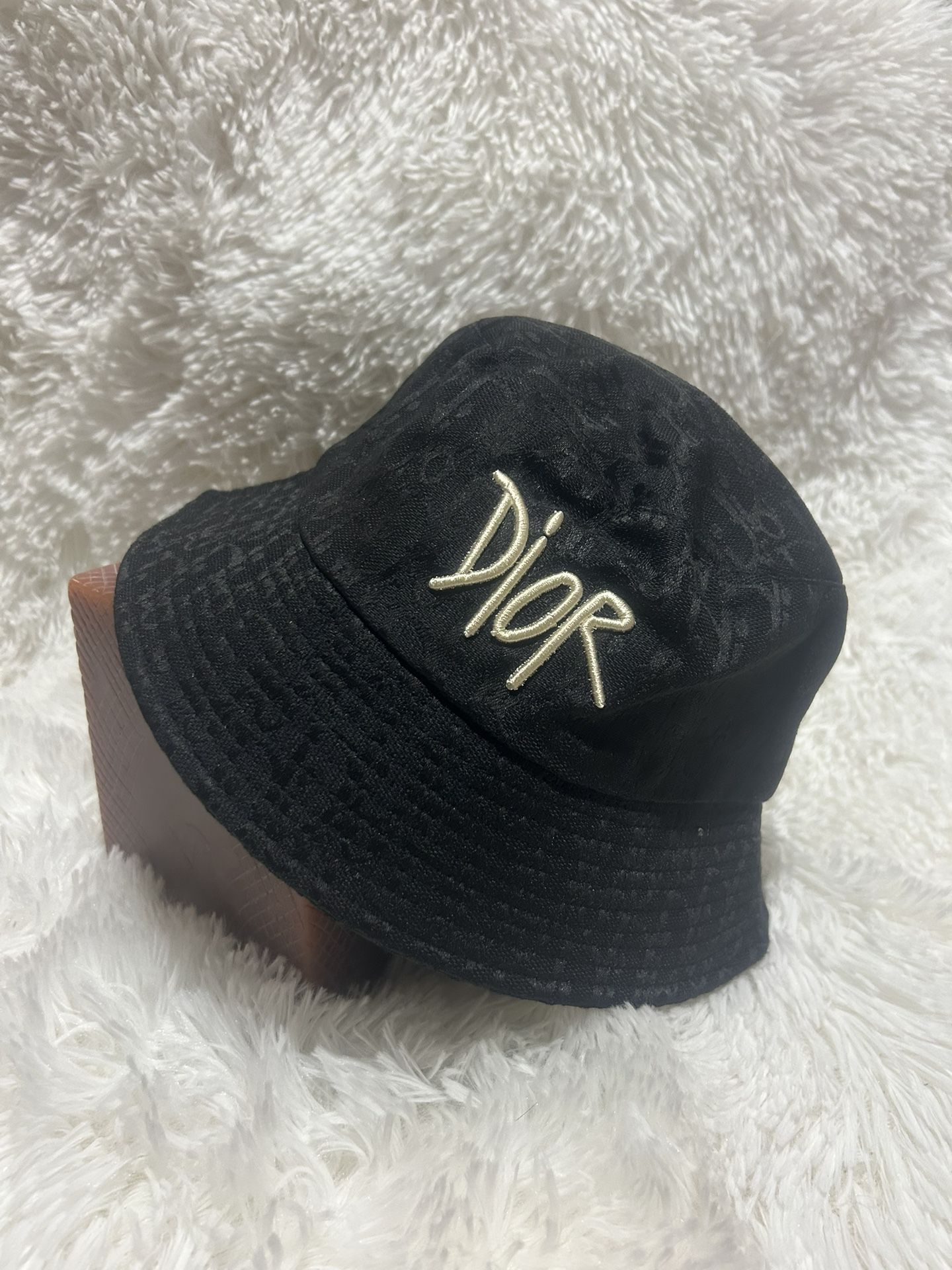 Nuevos Gorros