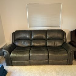 ASHLEY : Gaspar Power Reclining Sofa