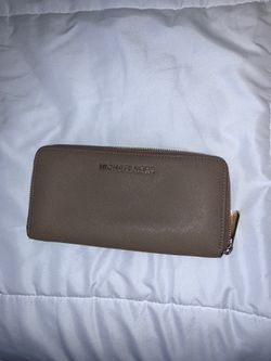 Michael Kors wallet