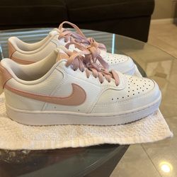 Women’s Nike