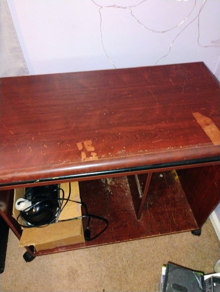 4 Wheeled Desk