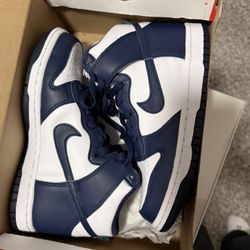 5Y White/Midnight Navy Nike Dunk High GS