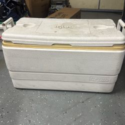 Igloo Cooler 