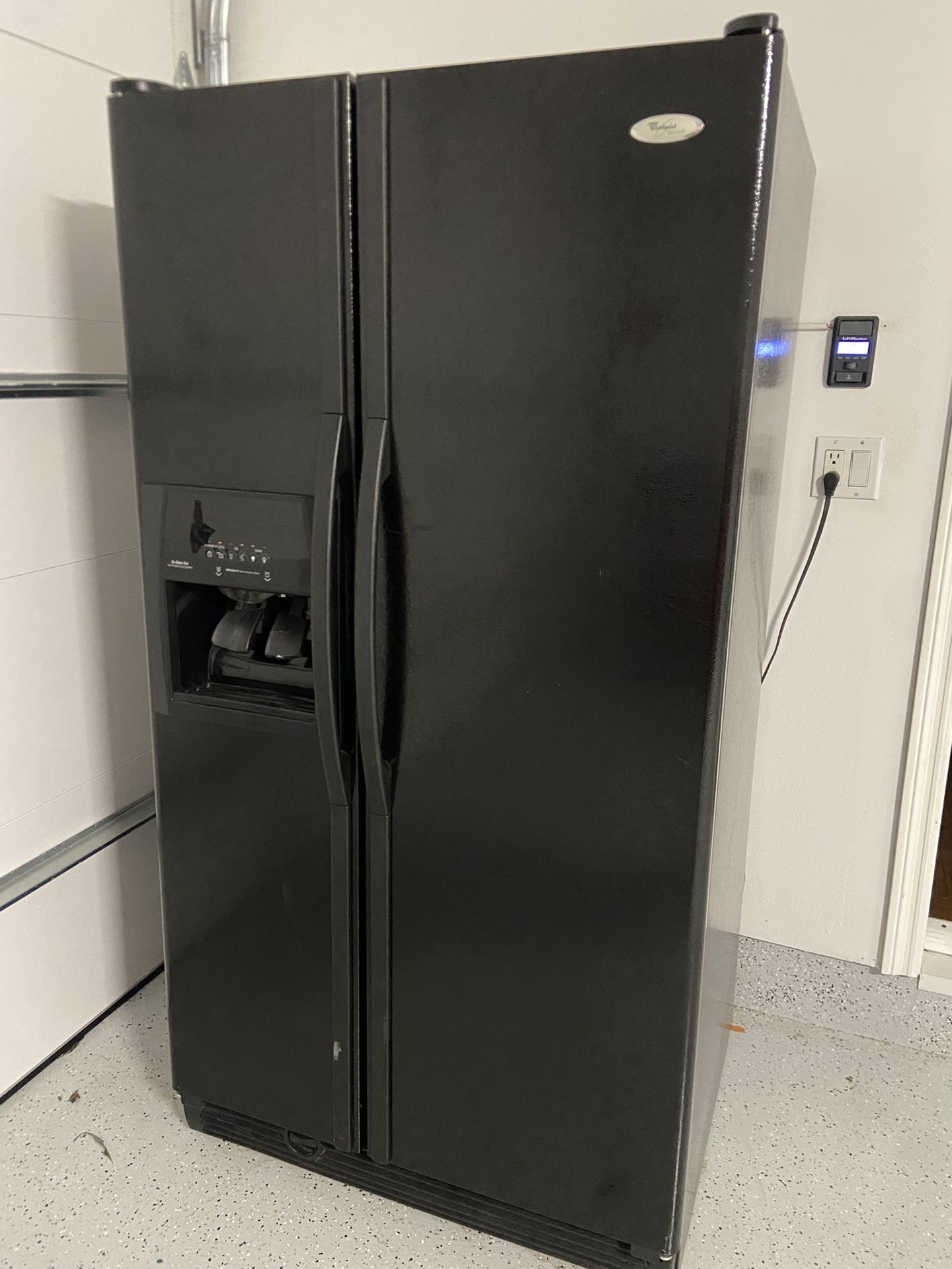 Whirlpool Side-by-Side Refrigerator – Black, 25.4 cu. ft.