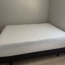 Price negotiable - Queen size Casper Snow Max cooling mattress