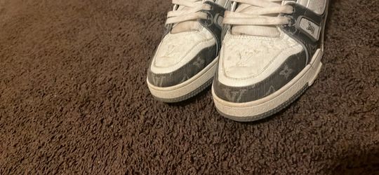 Louie Tracks authentic