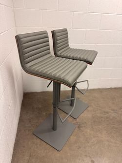Set of 2high end modern Gray Adjustable Bar Stools