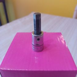 SNAP-ON   3/8 DRIVE   8MM  HEX SOCKET 