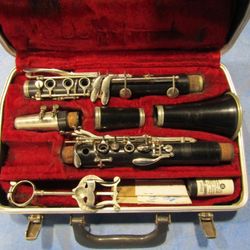 Vintage Selmer Bundy Clarinet