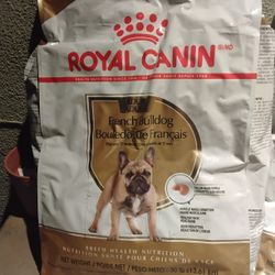 Royal Canin French  4 $$$$