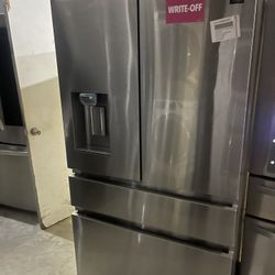 SALE!!! Refrigerator Samsung French door 36” inches wide stainless steel 4 doors nevera/ heladera 
