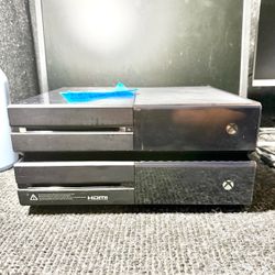 2 Xbox One Consoles for Parts