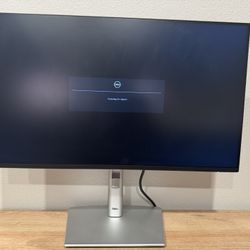 Like new Dell 24” Monitor 