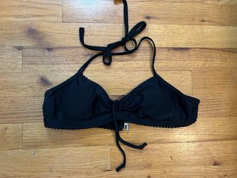 Black medium bikini top by Beachsissi