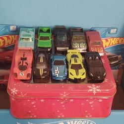 HOT WHEELS 2025 EXCLUSIVE SET