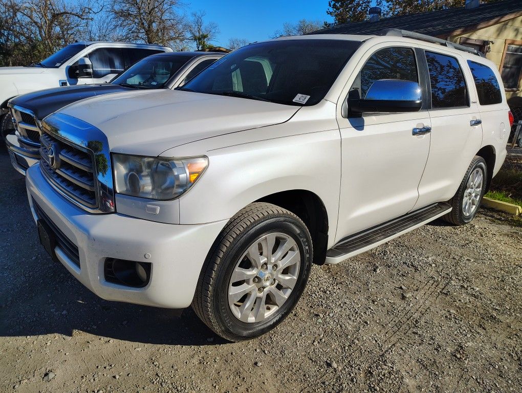 2015 Toyota Sequoia