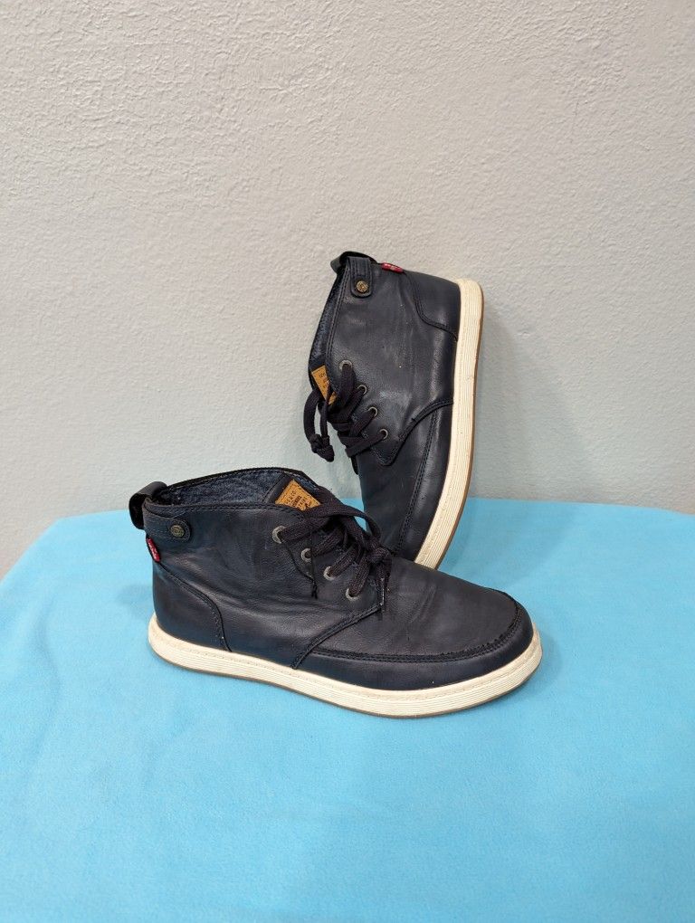Levis Atwater Leather Mens NAVY Chukka Boots Sneakers Shoes Size 9