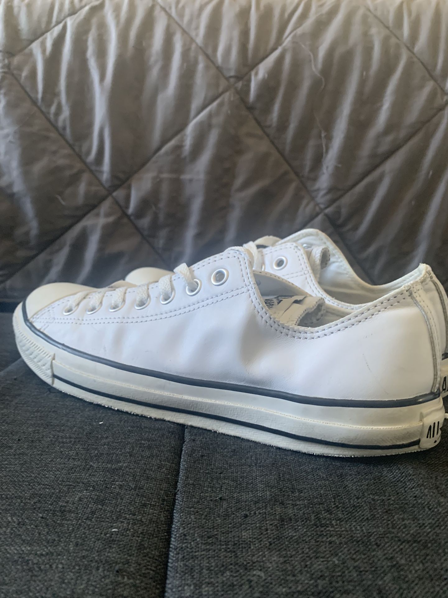 Converse All Star Leather White Low - Size 10