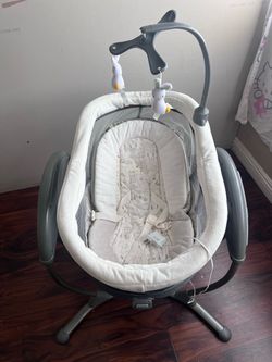 Baby bassinet swing