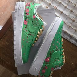 Custom Nike air force 1s 5.5