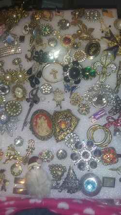 Vintage lot buying all shown