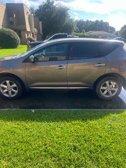 2010 Nissan marano