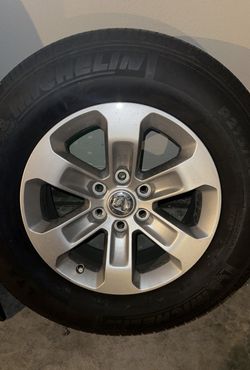 2022 Ram 1500 Laramie Rim 4x4