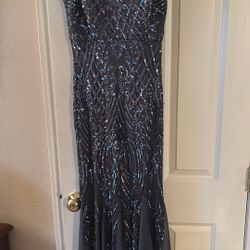 Women’s Evening Gown SZ 4