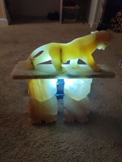 Mexican onyx hand carved Aztec and lion pieces