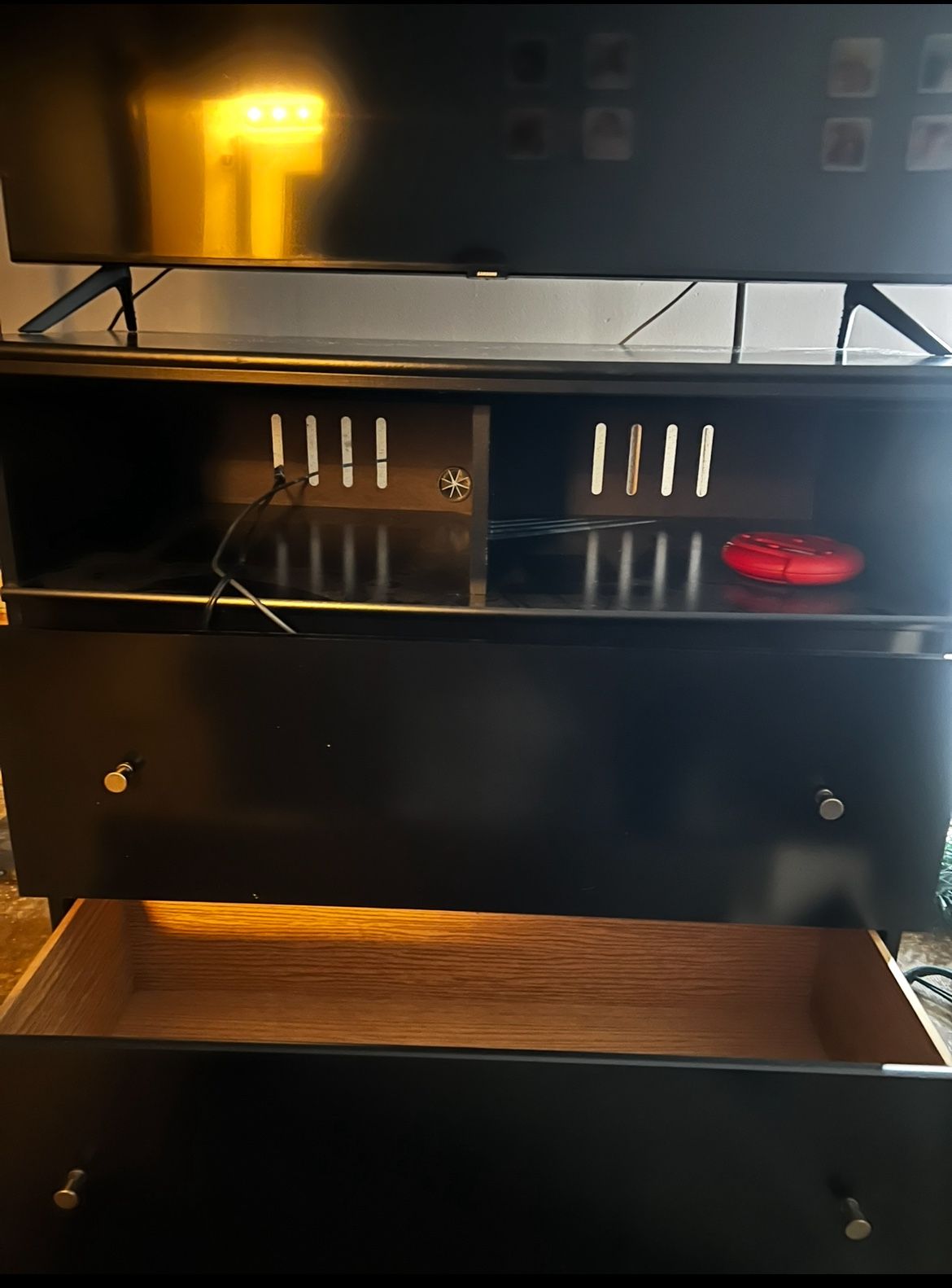 TV Stand/Entertainment Center