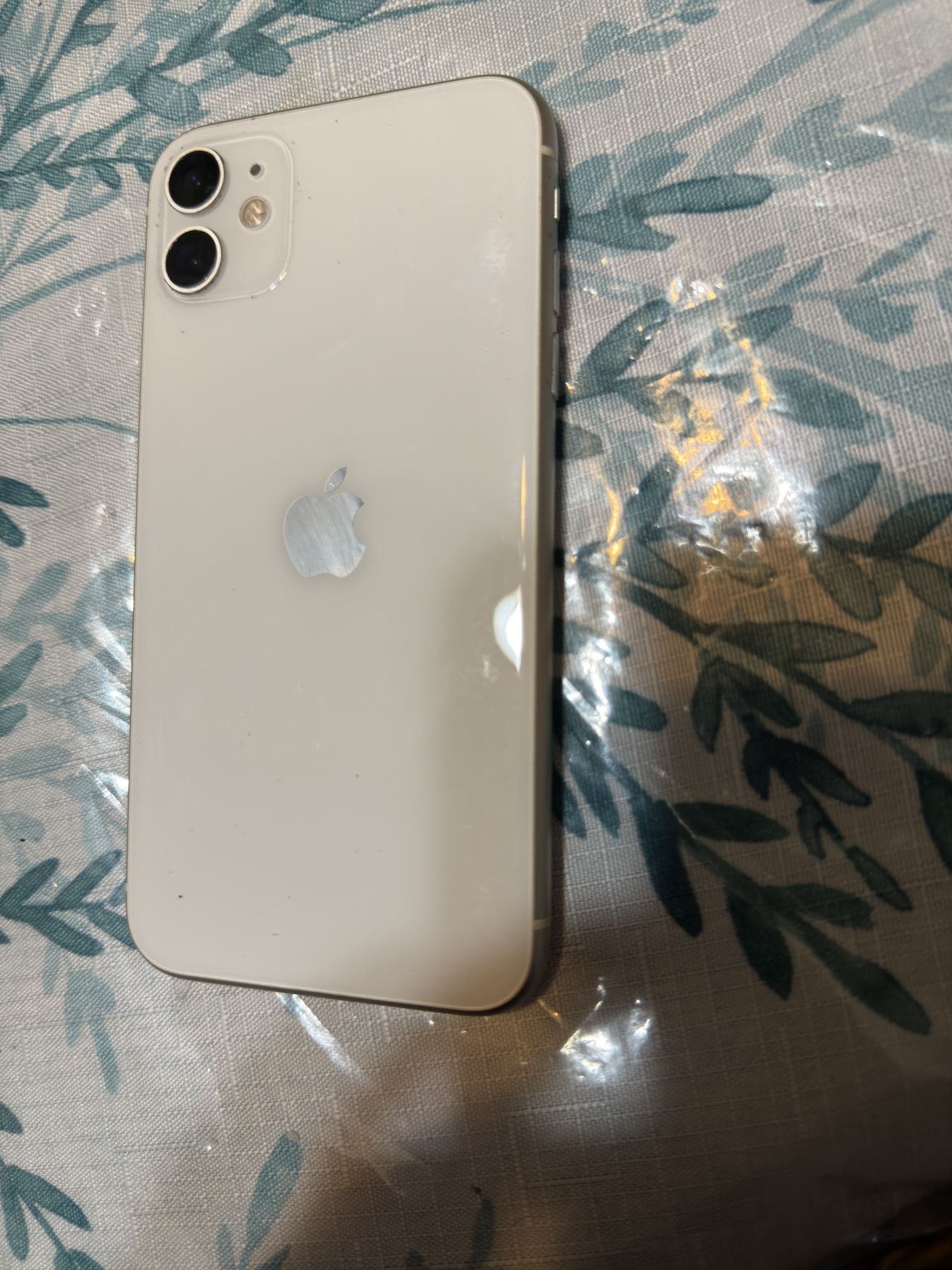 iPhone 11 64gb White 