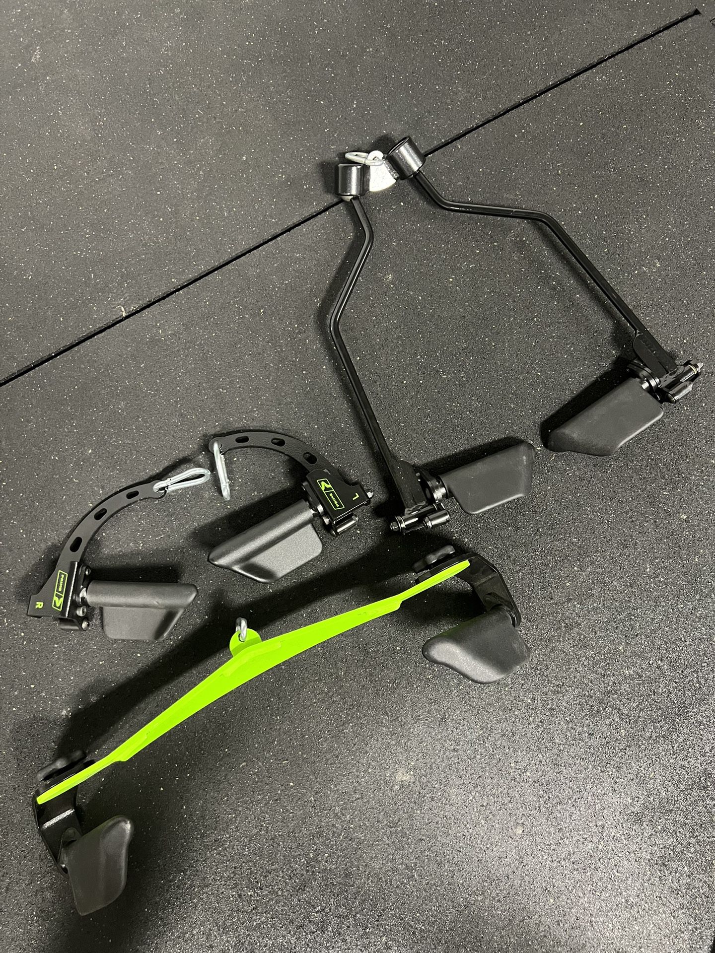 prime fitness RO-T8 HANDLES 3 pieces for Sale in Irwindale, CA
