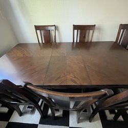 Dining Table Set