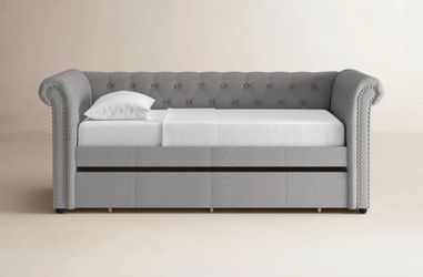 Living spaces trundle bed