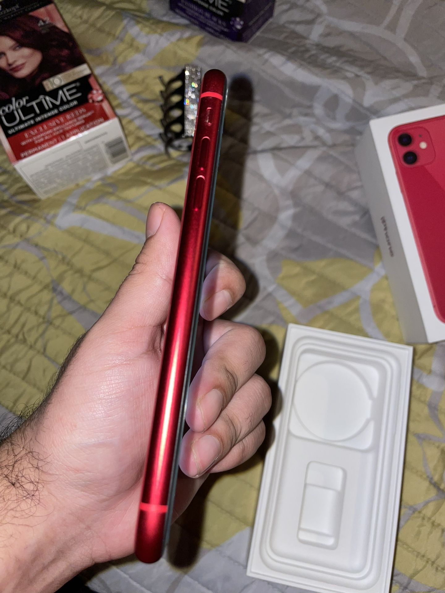 iPhone 11 red 64 has been in use for less then 9 months