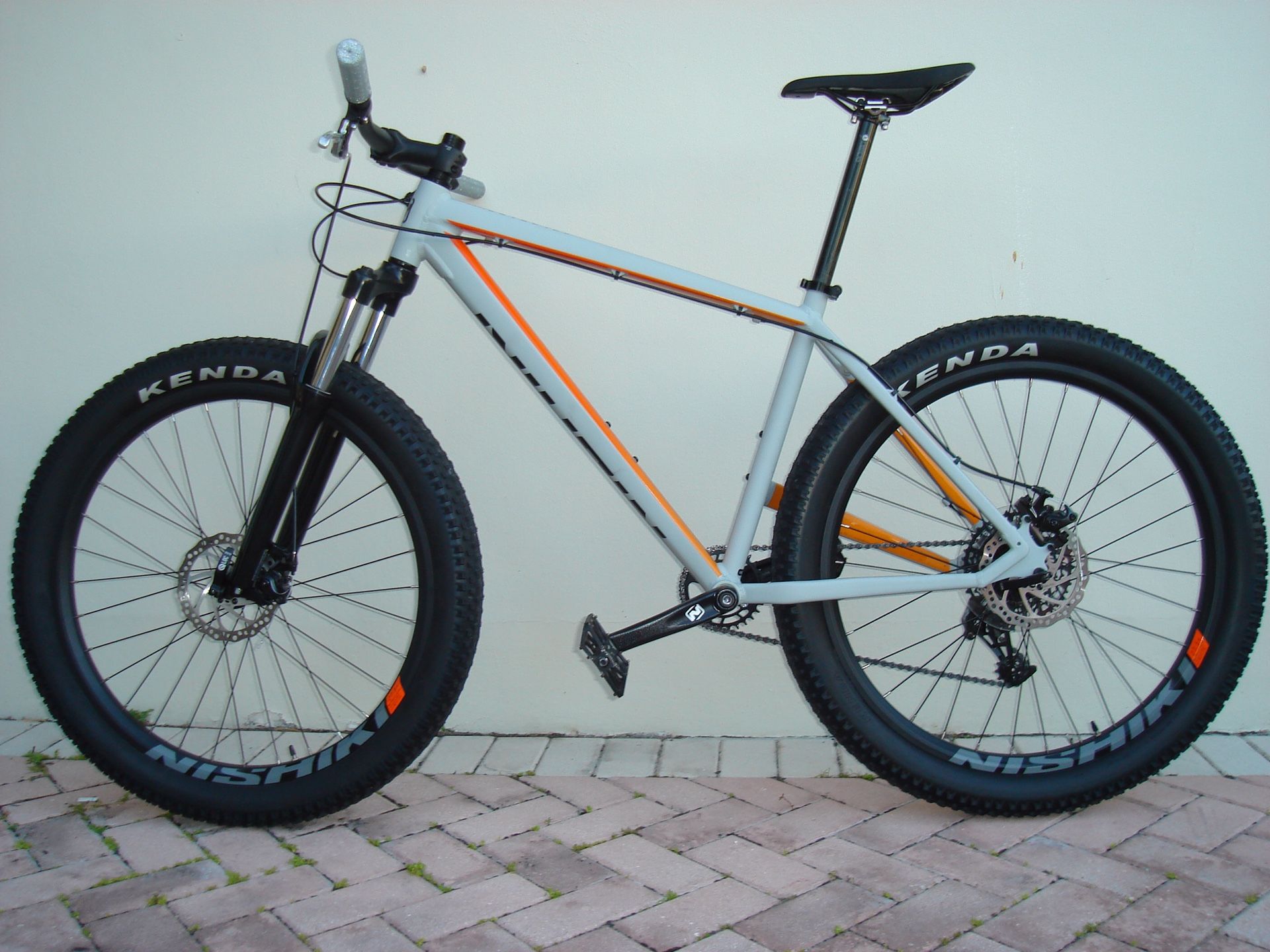 nishiki colorado 27.5