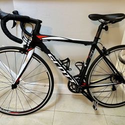 SCOTT CR1 FULL CARBON ROAD BIKE 