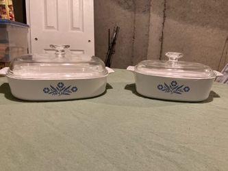 Corning Ware - 2 quart & 3 quart with glass lids