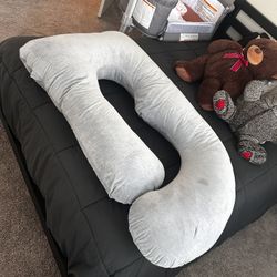 Pregnancy Pillow 