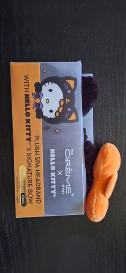The Crème x Hello Kitty Plush Spa HeadBand Cat Ears